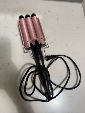 Triple Barrel Pink Wave Ceramic Hair Waver